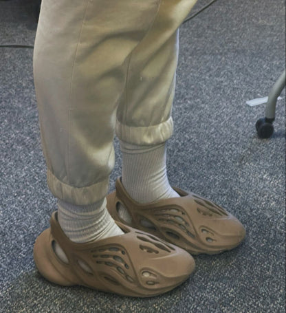 MARINE BAY MENS RUNNERS - Brown