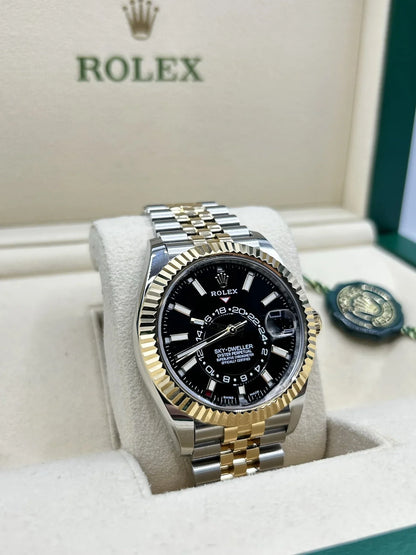 Rolex Sky-Dweller 326933 Black Dial Jubilee