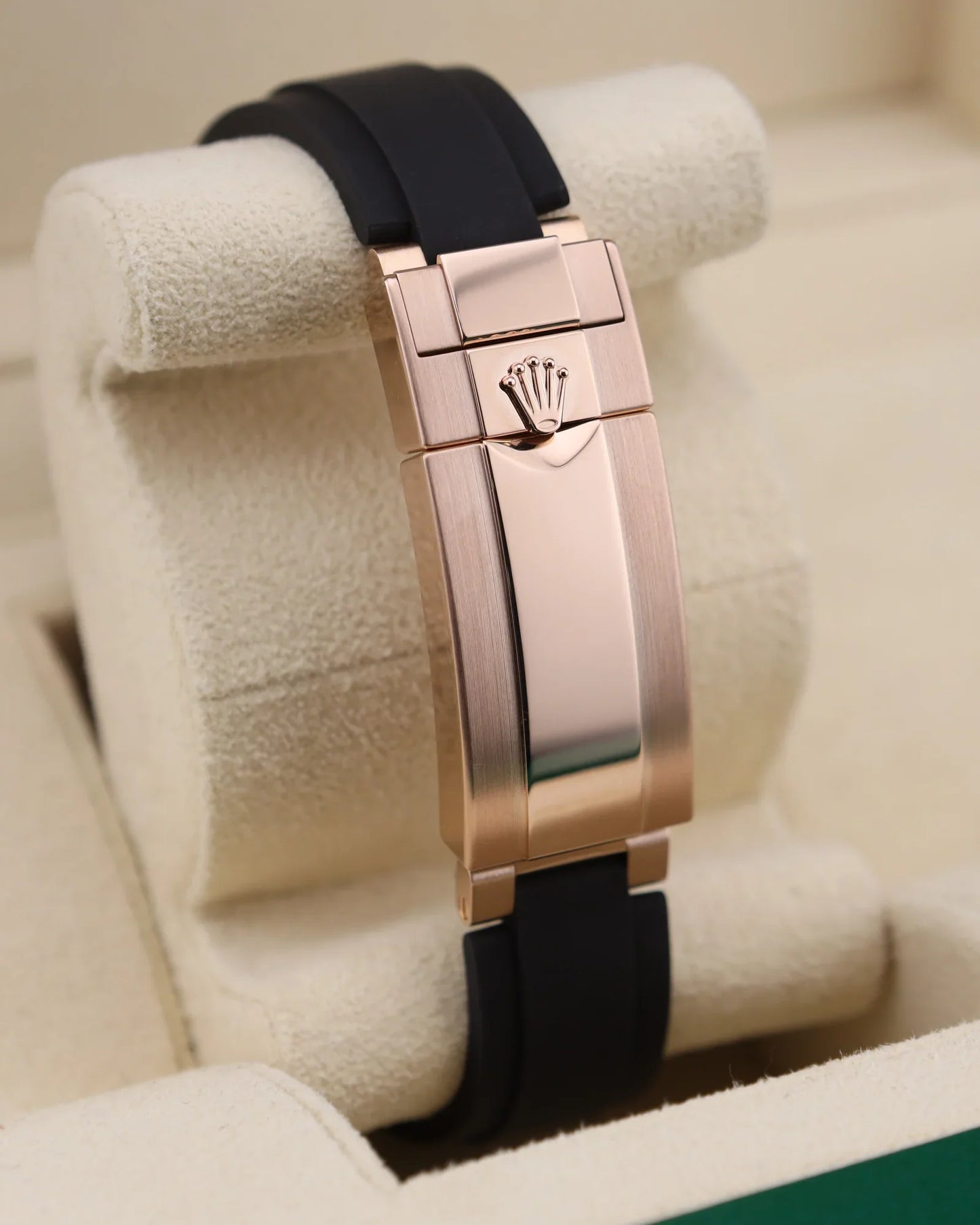 Rolex Yacht-Master 40 Rose Gold on Oysterflex 126655 - 2021