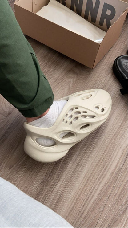 MARINE BAY MENS RUNNERS - White